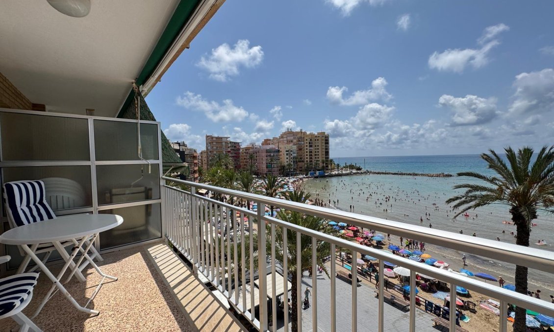 Revente - Appartement -
Torrevieja - Playa del Cura