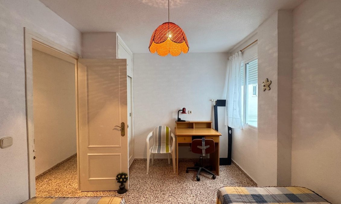 Revente - Appartement -
Torrevieja - Playa del Cura