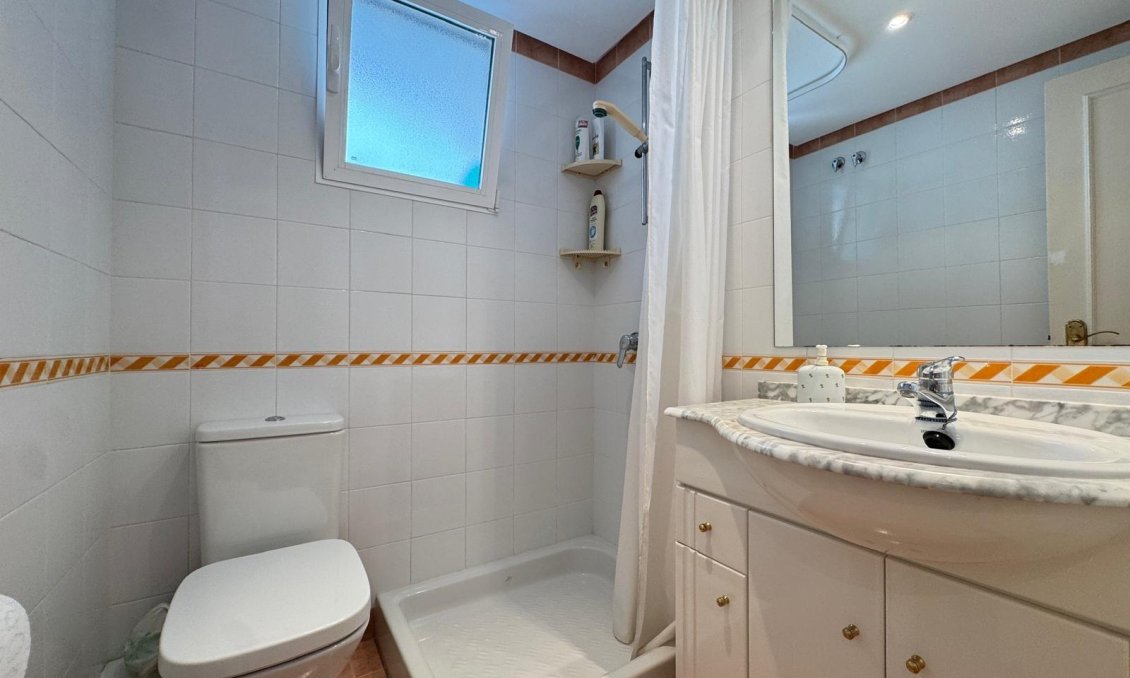 Revente - Appartement -
Torrevieja - Playa del Cura