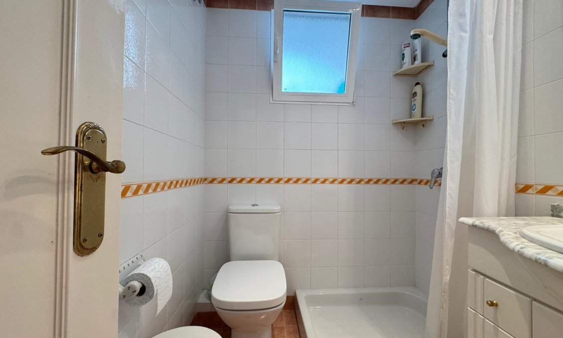 Revente - Appartement -
Torrevieja - Playa del Cura
