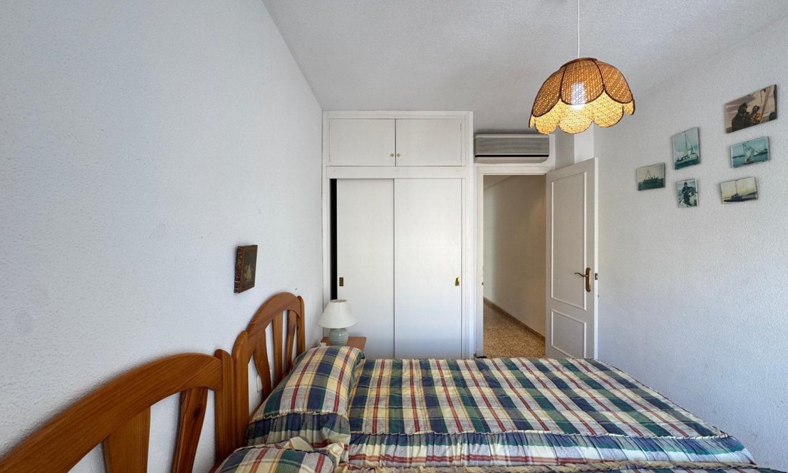 Revente - Appartement -
Torrevieja - Playa del Cura