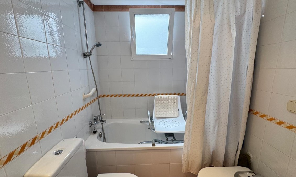 Revente - Appartement -
Torrevieja - Playa del Cura