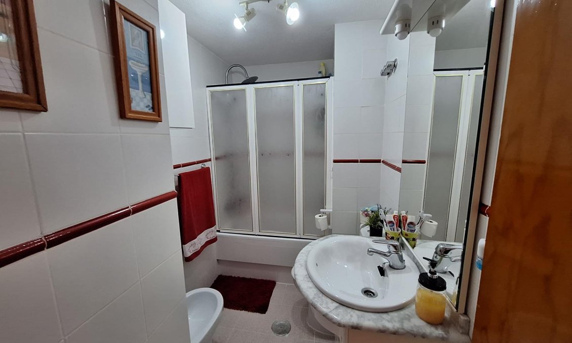 Revente - Appartement -
Torrevieja - Nueva Torrevieja