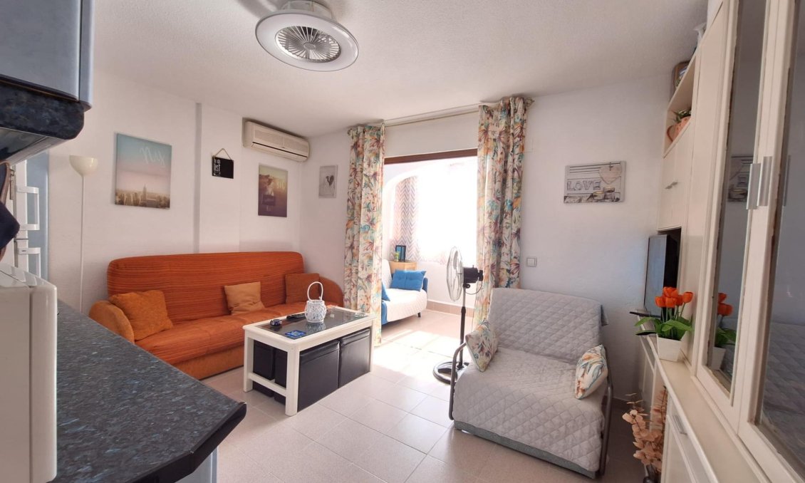 Revente - Appartement -
Torrevieja - Nueva Torrevieja