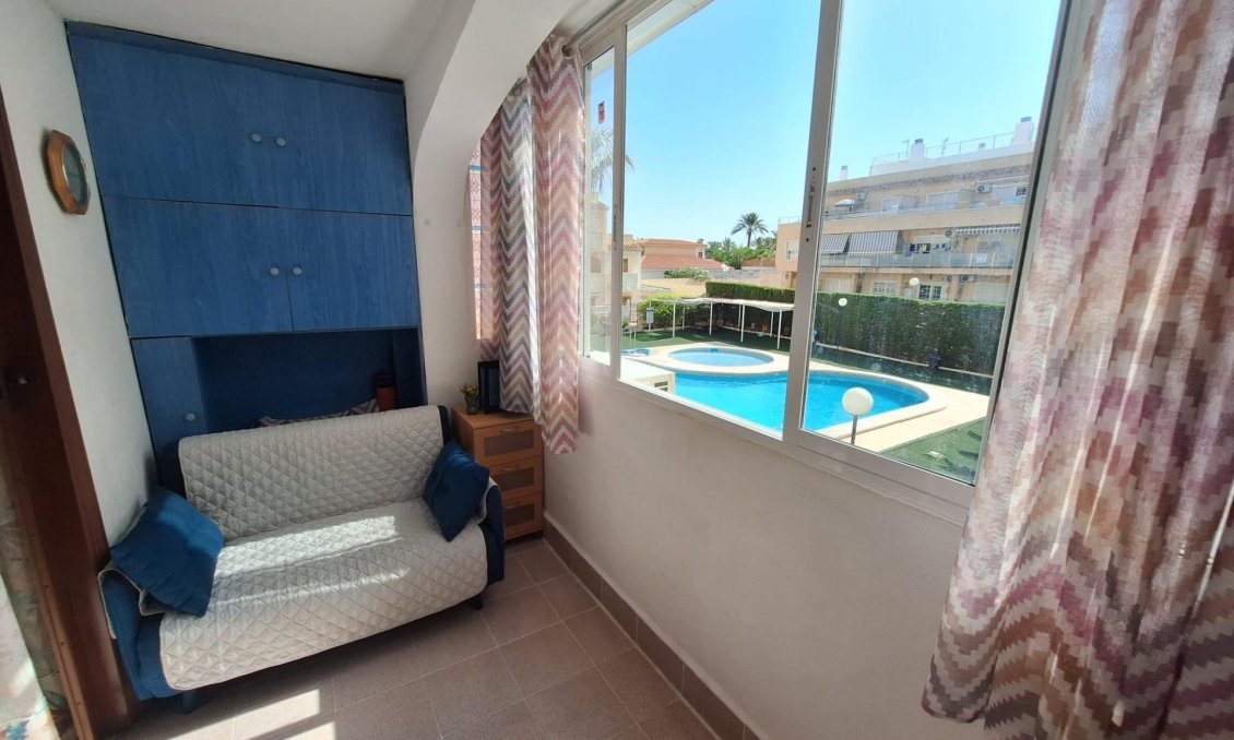 Revente - Appartement -
Torrevieja - Nueva Torrevieja