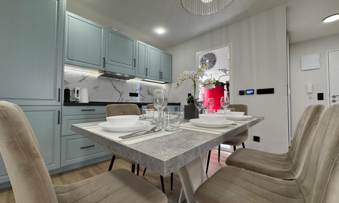 Segunda mano - Apartamento -
Torrevieja - Playa del Cura
