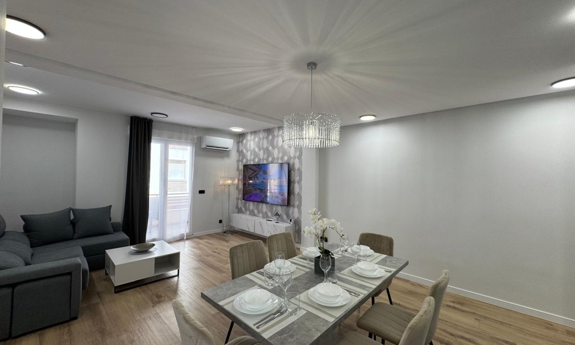 Segunda mano - Apartamento -
Torrevieja - Playa del Cura