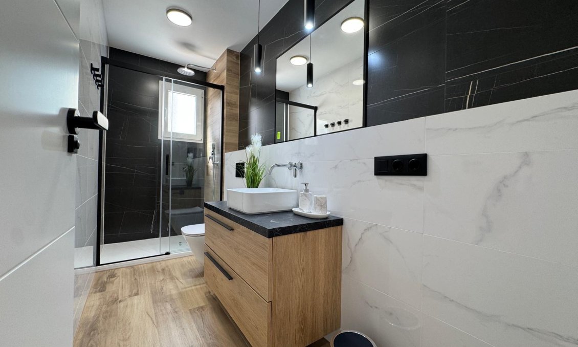 Segunda mano - Apartamento -
Torrevieja - Playa del Cura