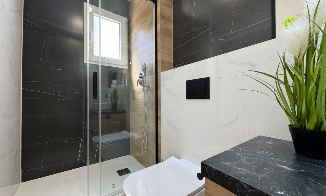 Segunda mano - Apartamento -
Torrevieja - Playa del Cura
