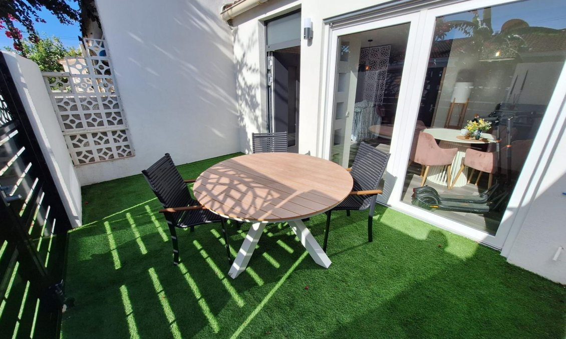 Használt Ingatlanok - Apartman -
Torrevieja - Torretas