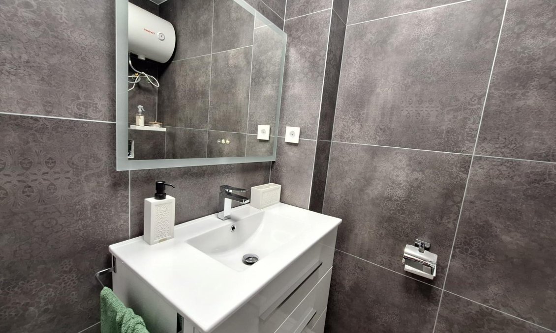 Használt Ingatlanok - Apartman -
Torrevieja - Torretas