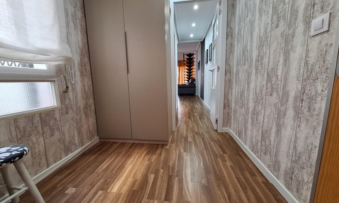 Revânzare - Apartament -
Torrevieja - Centro