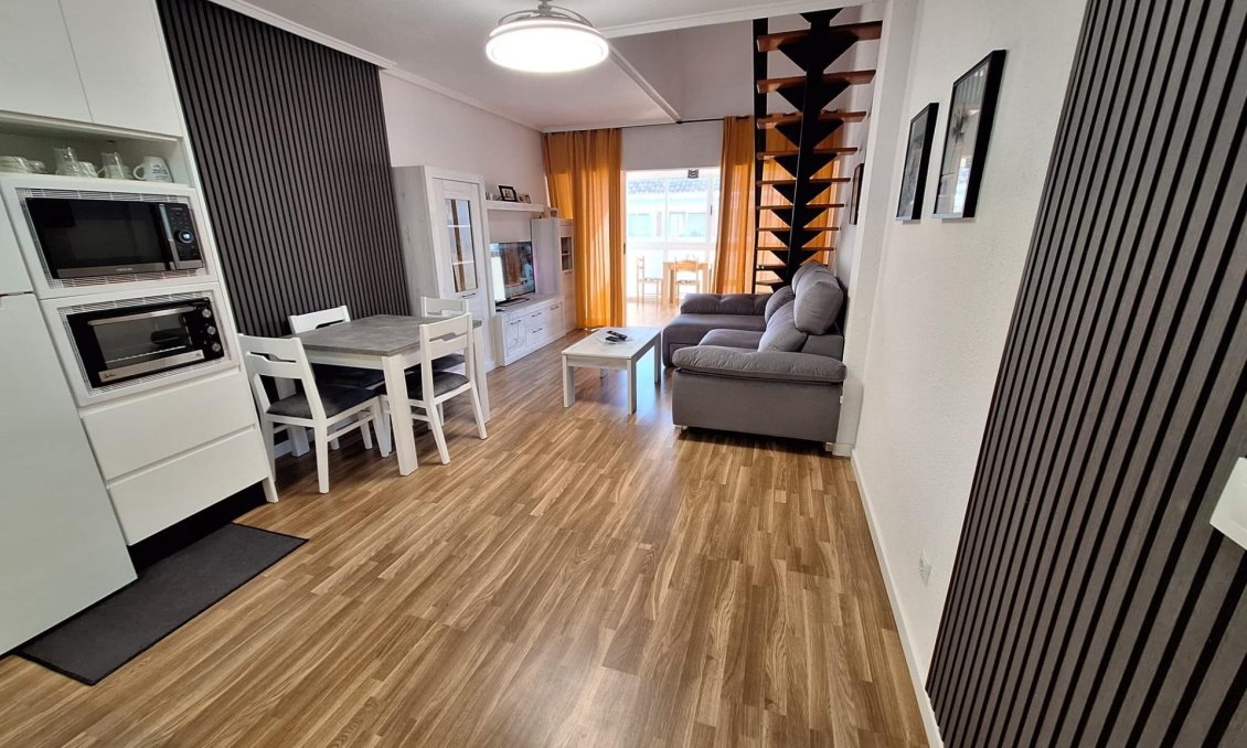 Revânzare - Apartament -
Torrevieja - Centro