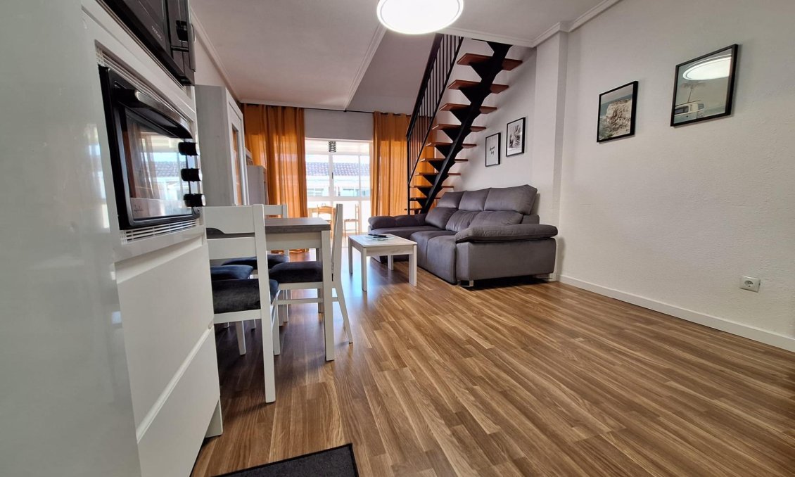 Revânzare - Apartament -
Torrevieja - Centro