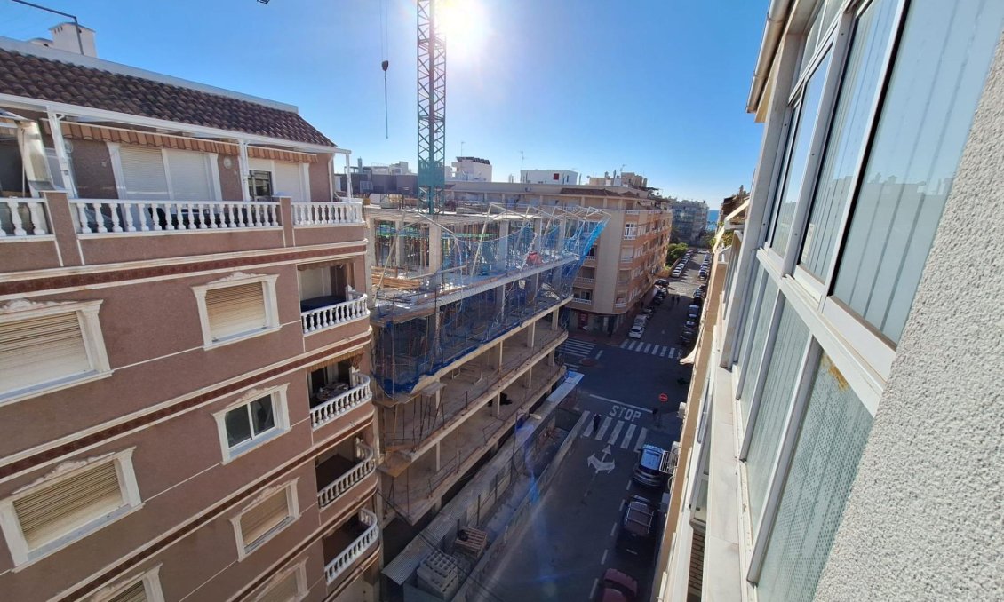 Revânzare - Apartament -
Torrevieja - Centro