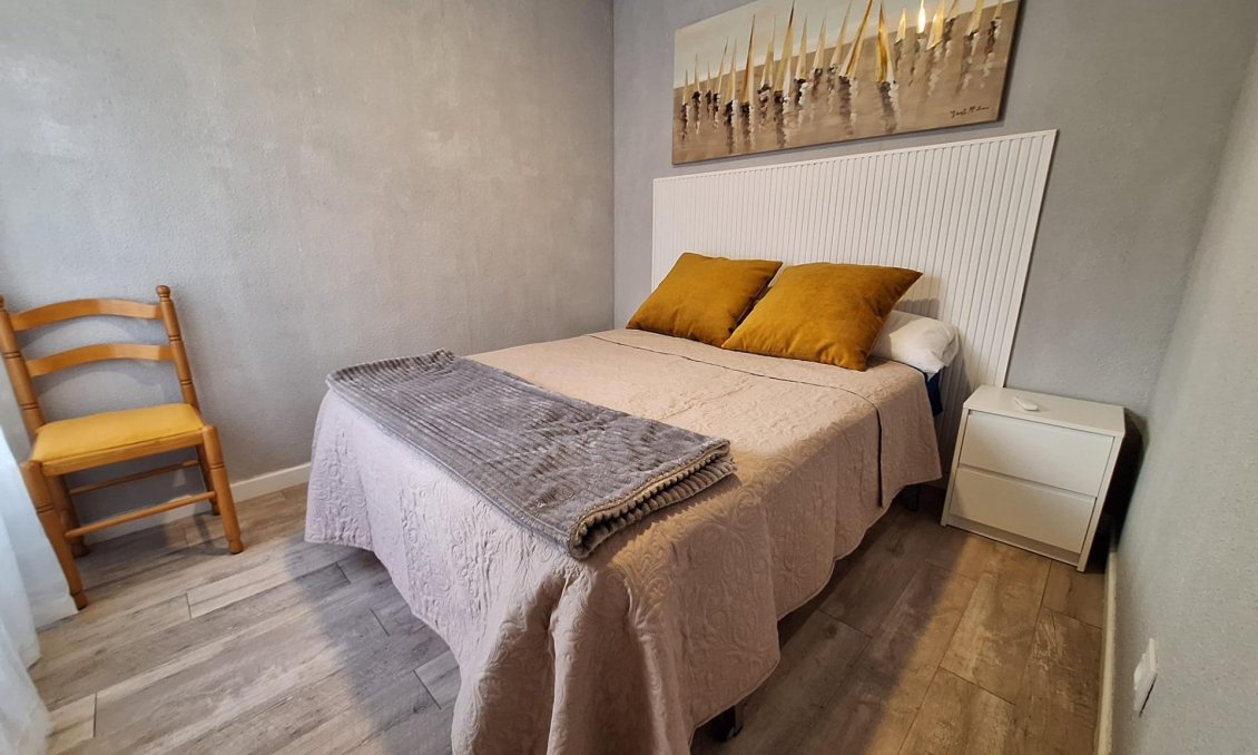 Revânzare - Apartament -
Torrevieja - Centro
