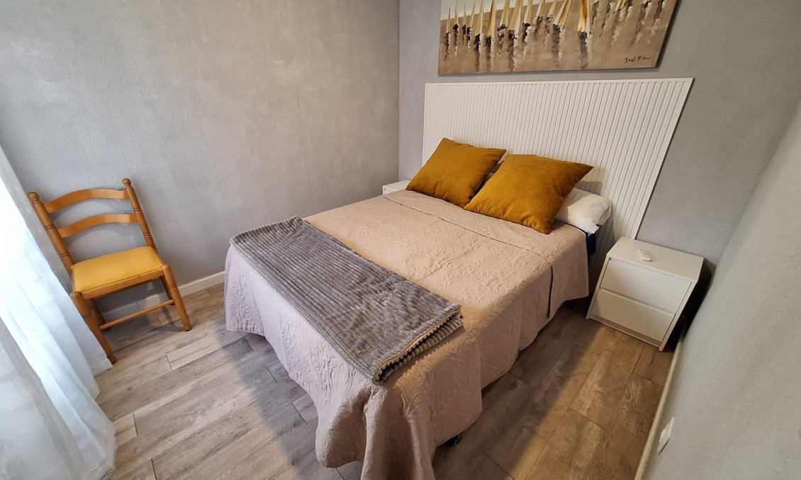 Revânzare - Apartament -
Torrevieja - Centro