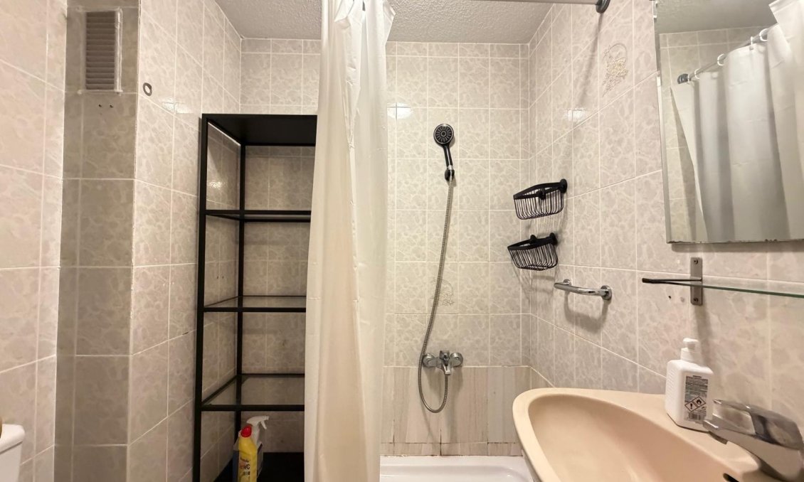 Resale - Apartment -
Torrevieja - Playa del Cura