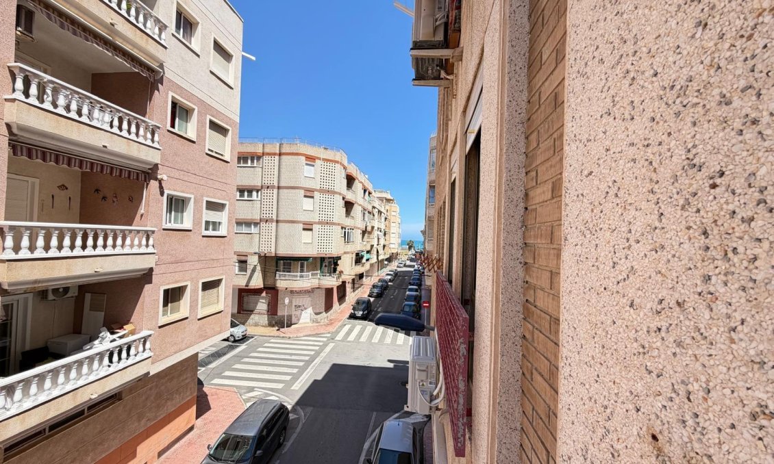 Resale - Apartment -
Torrevieja - Playa del Cura
