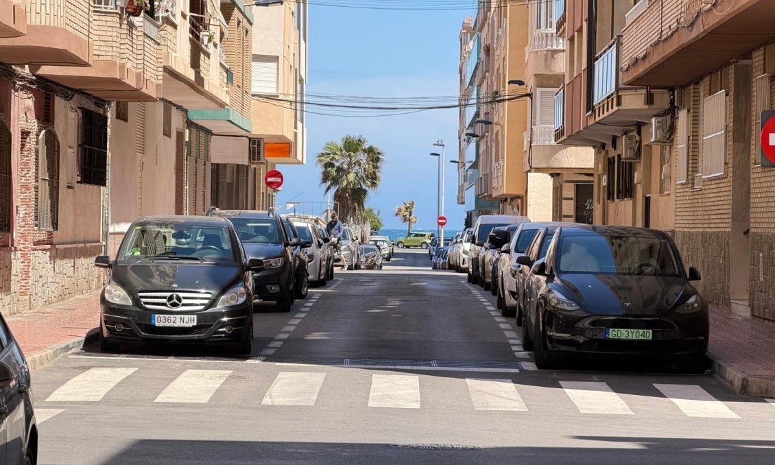 Resale - Apartment -
Torrevieja - Playa del Cura