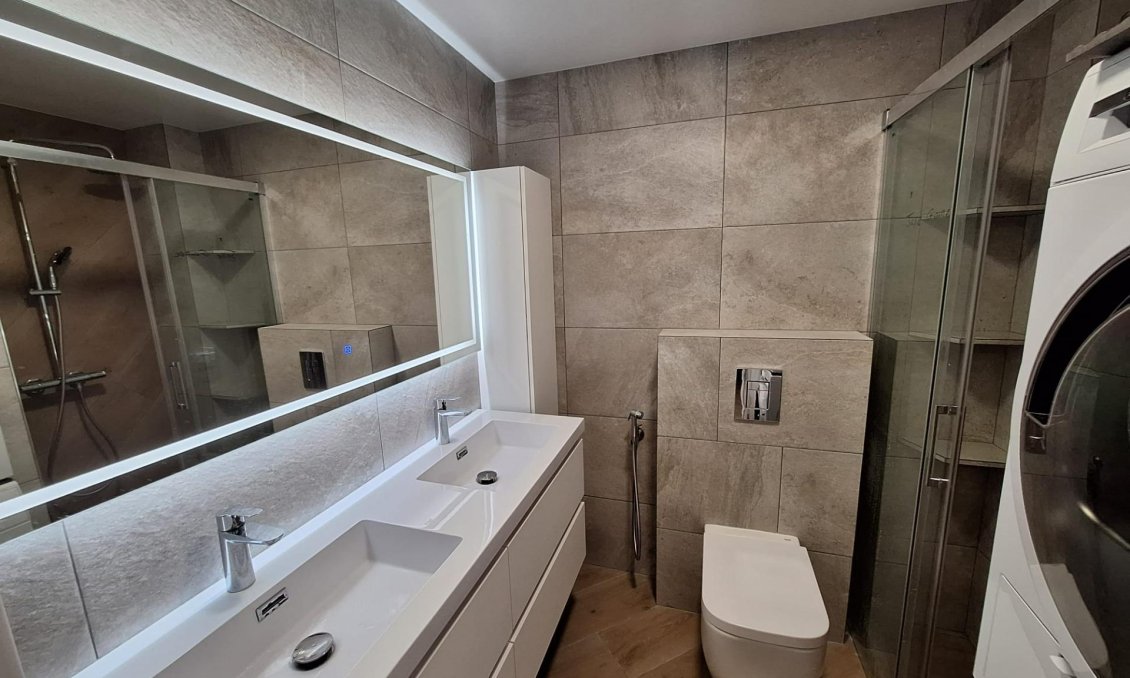 Revânzare - Apartament -
Torrevieja - Playa de los Locos