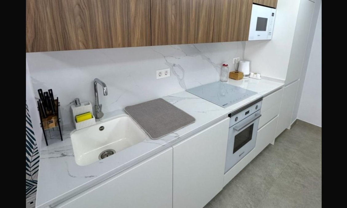 Resale - Apartment -
Torrevieja - Playa del Cura