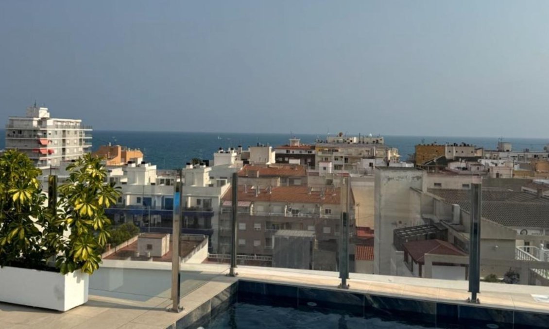 Resale - Apartment -
Torrevieja - Playa del Cura