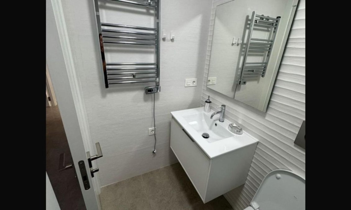 Resale - Apartment -
Torrevieja - Playa del Cura