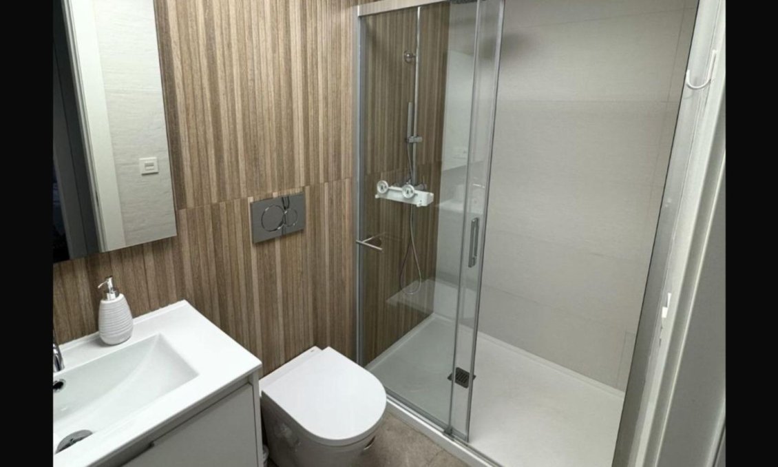 Resale - Apartment -
Torrevieja - Playa del Cura