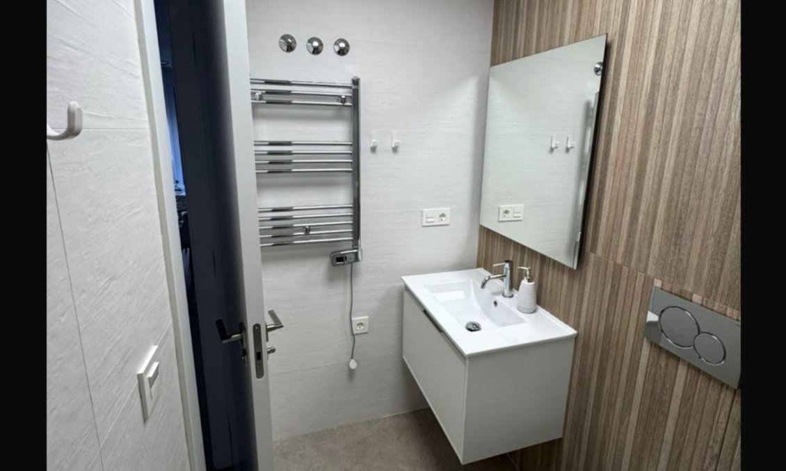 Resale - Apartment -
Torrevieja - Playa del Cura
