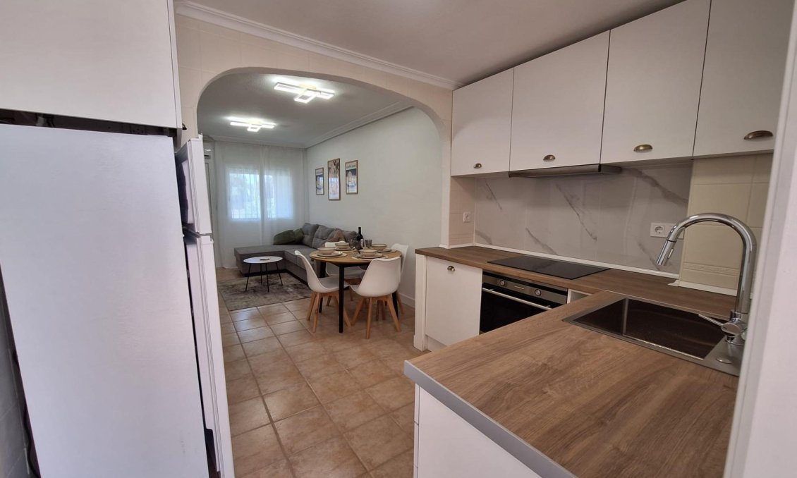 Revente - Bungalow -
Torrevieja - Sector 25