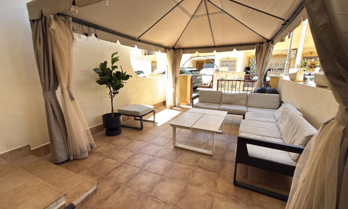Revente - Maison de ville -
La Zenia - Costa Blanca