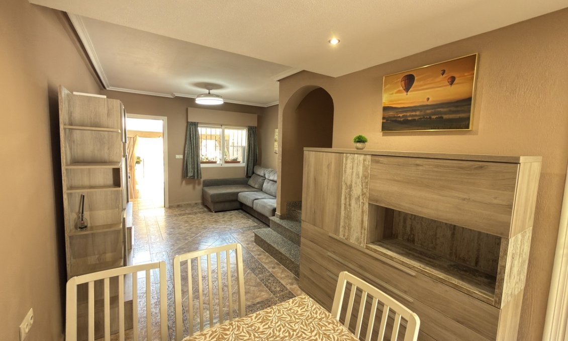 Revente - Maison de ville -
La Zenia - Costa Blanca