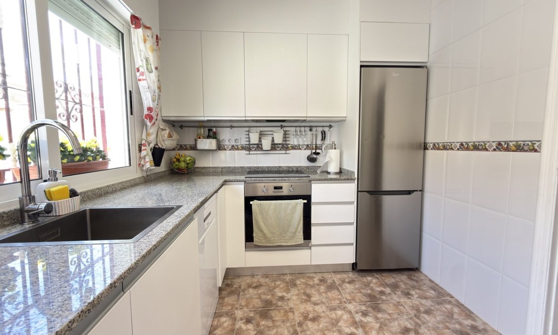 Revente - Maison de ville -
La Zenia - Costa Blanca