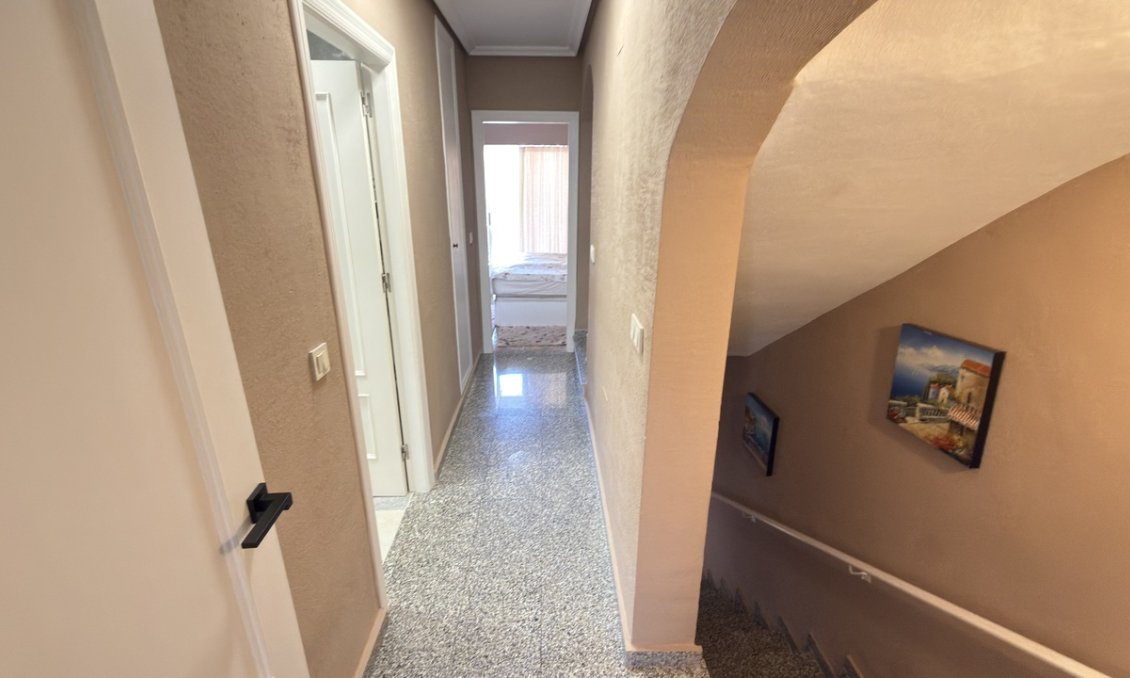 Revente - Maison de ville -
La Zenia - Costa Blanca