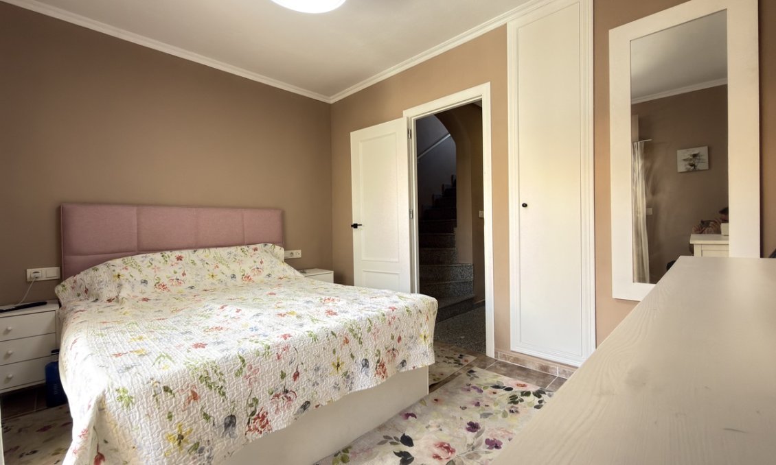 Revente - Maison de ville -
La Zenia - Costa Blanca