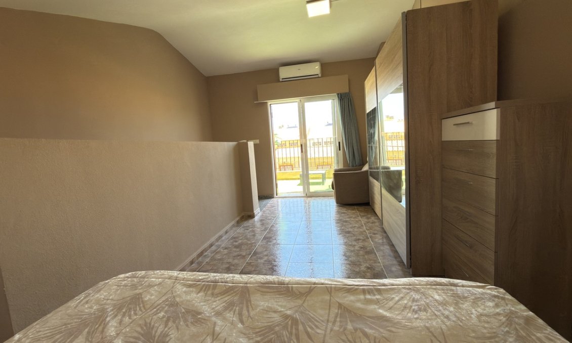 Revente - Maison de ville -
La Zenia - Costa Blanca