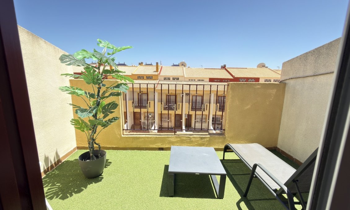 Revente - Maison de ville -
La Zenia - Costa Blanca