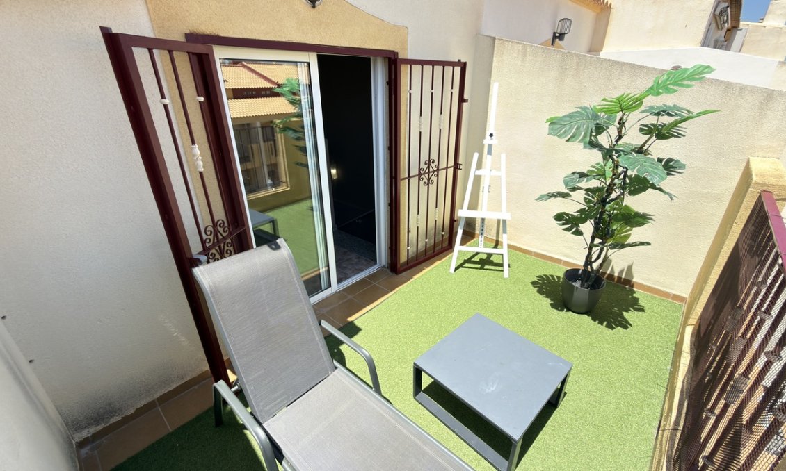 Revente - Maison de ville -
La Zenia - Costa Blanca