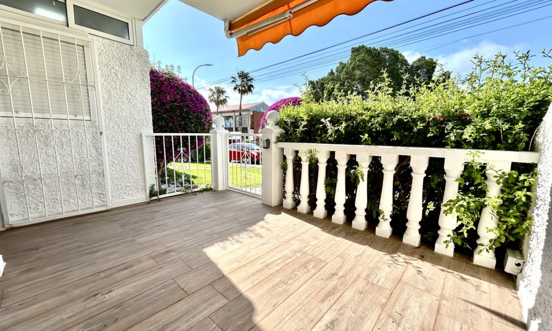 Revente - Appartement -
Villamartin - Costa Blanca