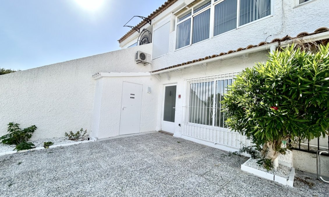 Revente - Appartement -
Villamartin - Costa Blanca