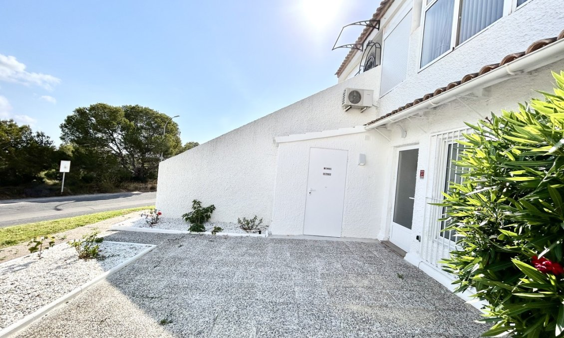 Revente - Appartement -
Villamartin - Costa Blanca