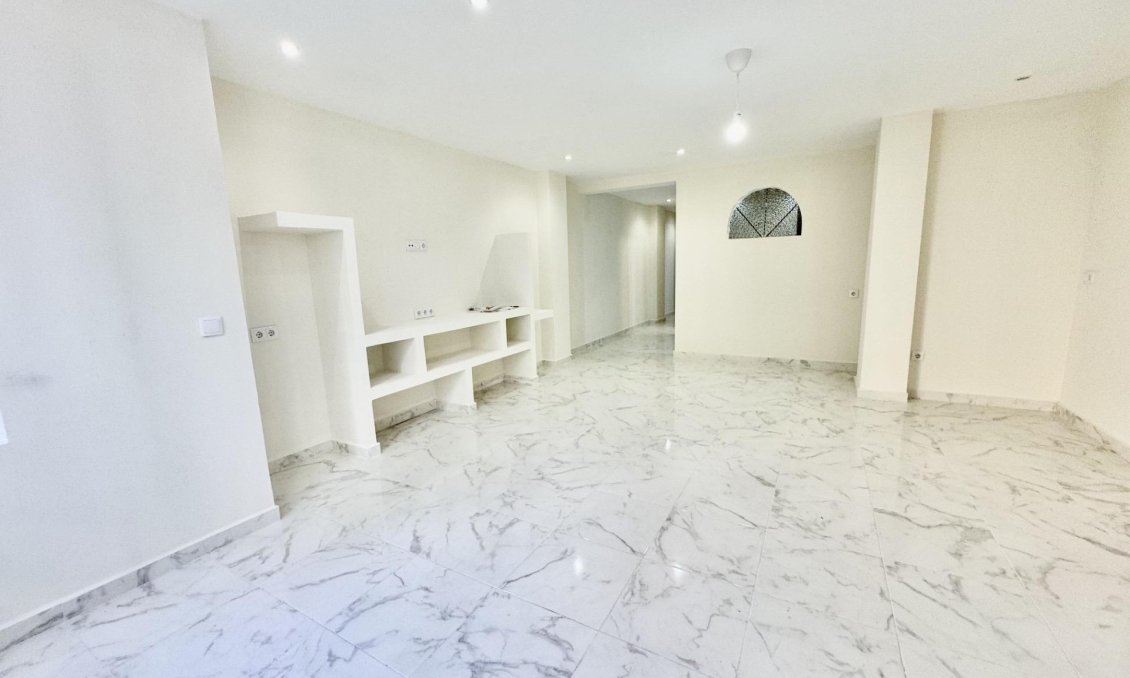 Wiederverkauf - Wohnung -
Torrevieja