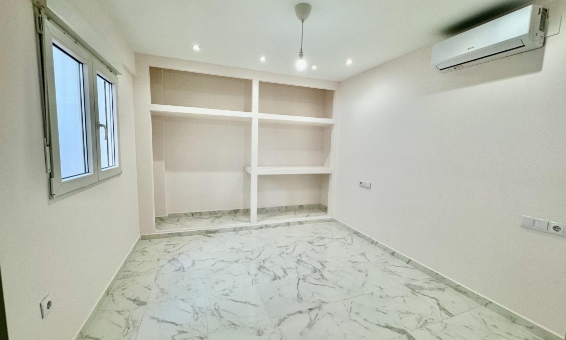 Wiederverkauf - Wohnung -
Torrevieja