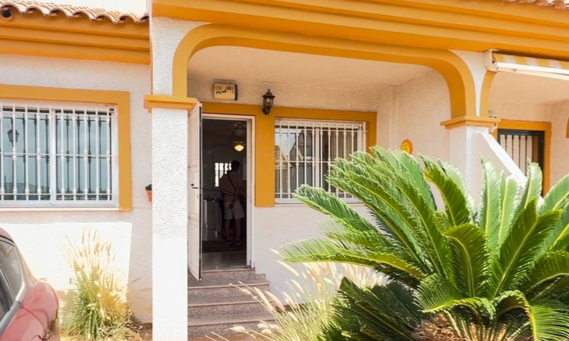Revente - Maison de ville -
Daya Nueva - Costa Blanca