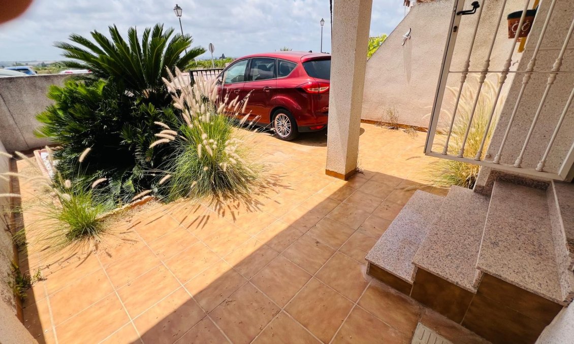 Revente - Maison de ville -
Daya Nueva - Costa Blanca