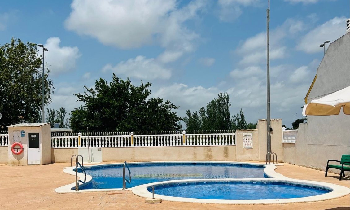 Revente - Maison de ville -
Daya Nueva - Costa Blanca