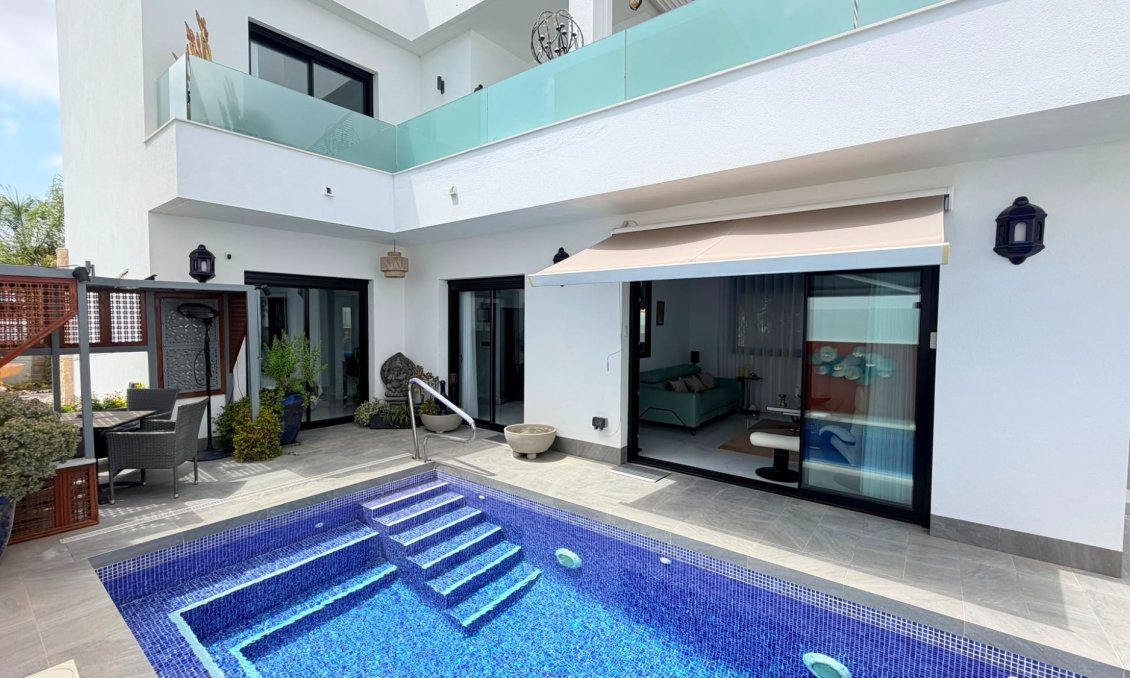 Revente - Villa -
Los Montesinos - Costa Blanca
