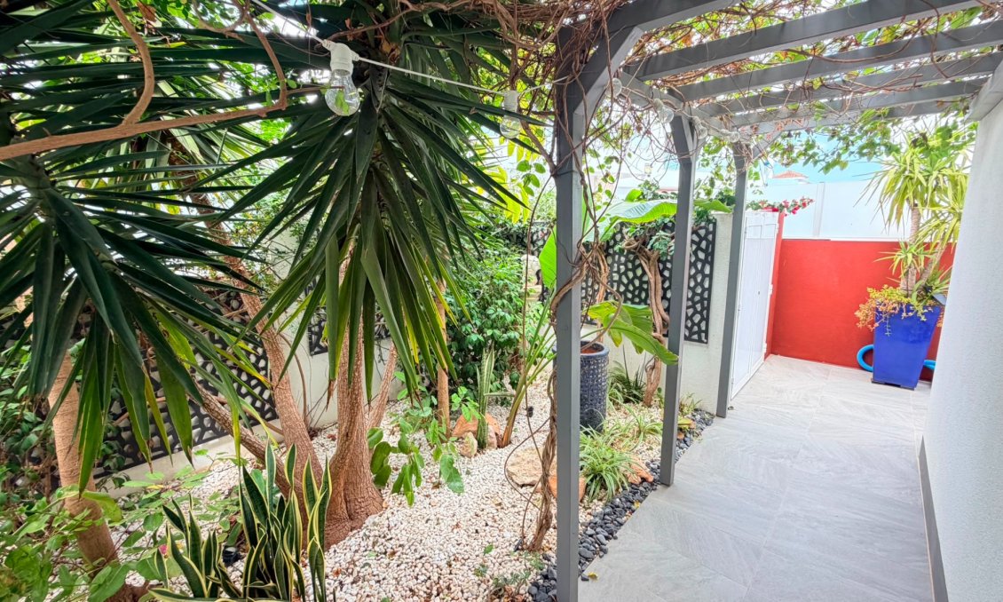 Revente - Villa -
Los Montesinos - Costa Blanca