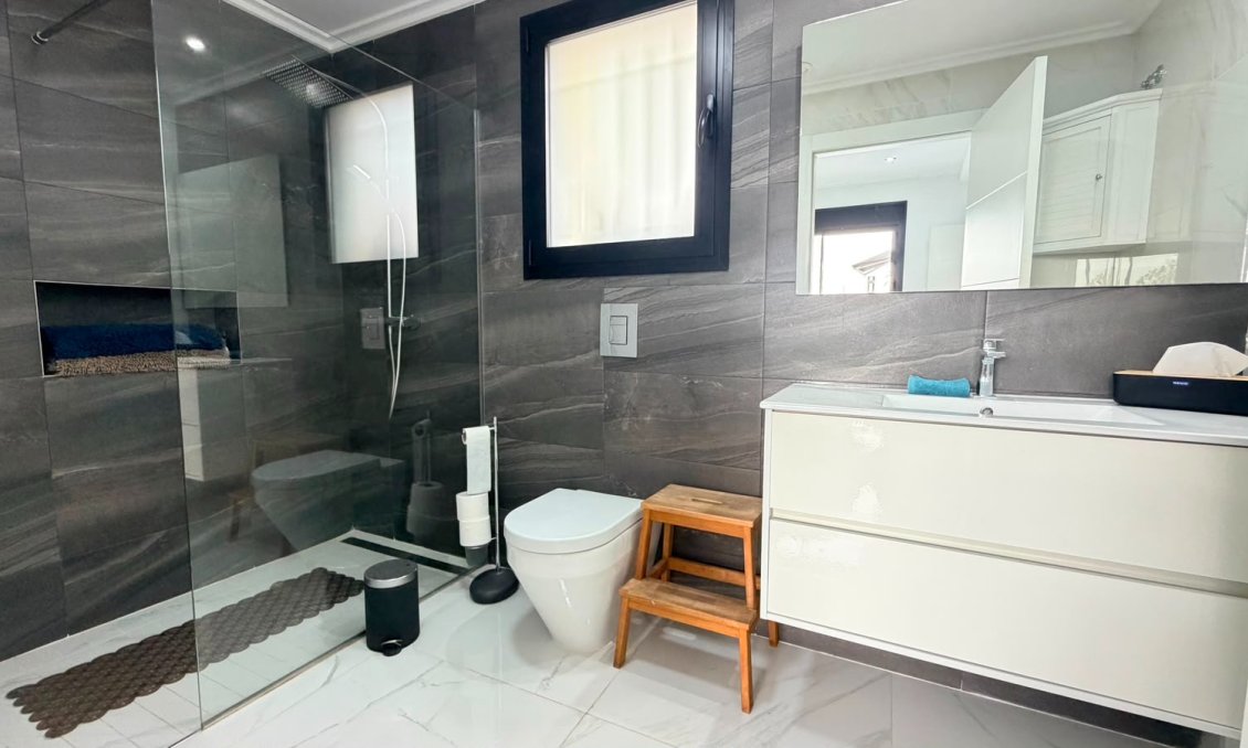 Revente - Villa -
Los Montesinos - Costa Blanca